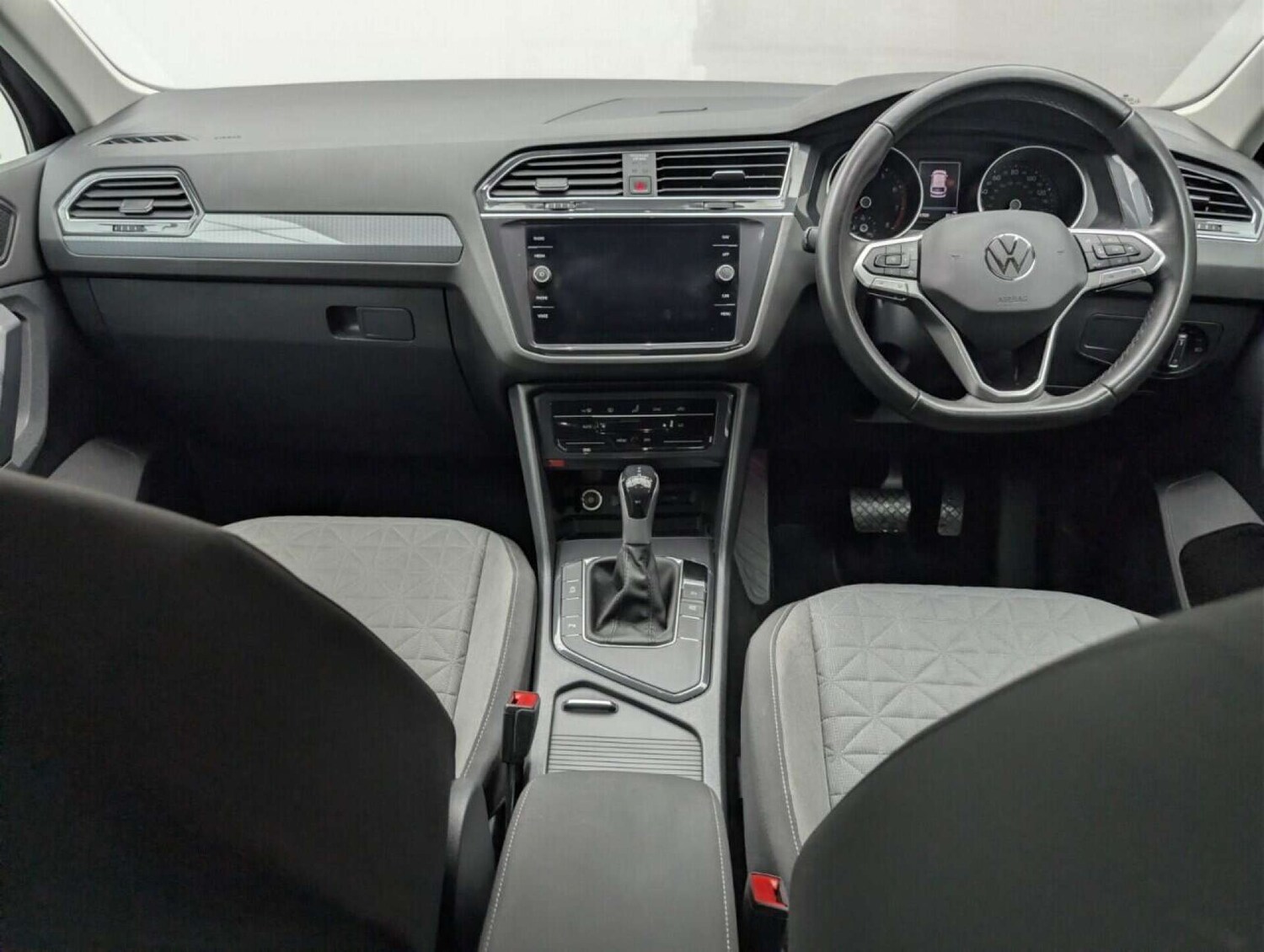 Used Volkswagen Tiguan 2021 for sale - 77713142: Photo 24