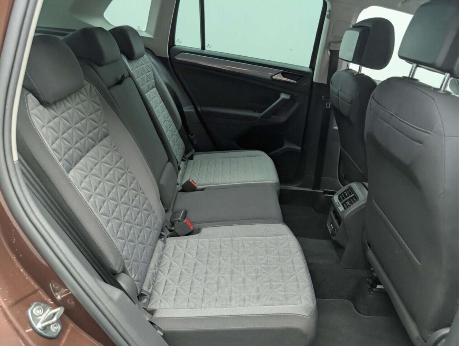 Used Volkswagen Tiguan 2021 for sale - 77713142: Photo 25