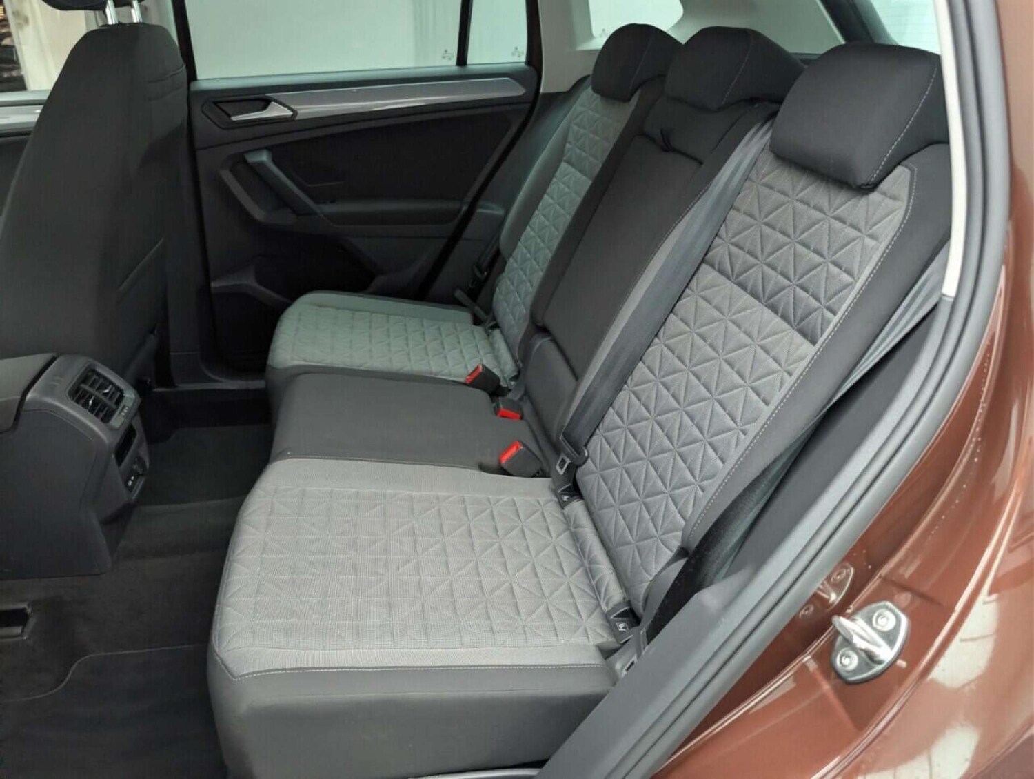 Used Volkswagen Tiguan 2021 for sale - 77713142: Photo 27