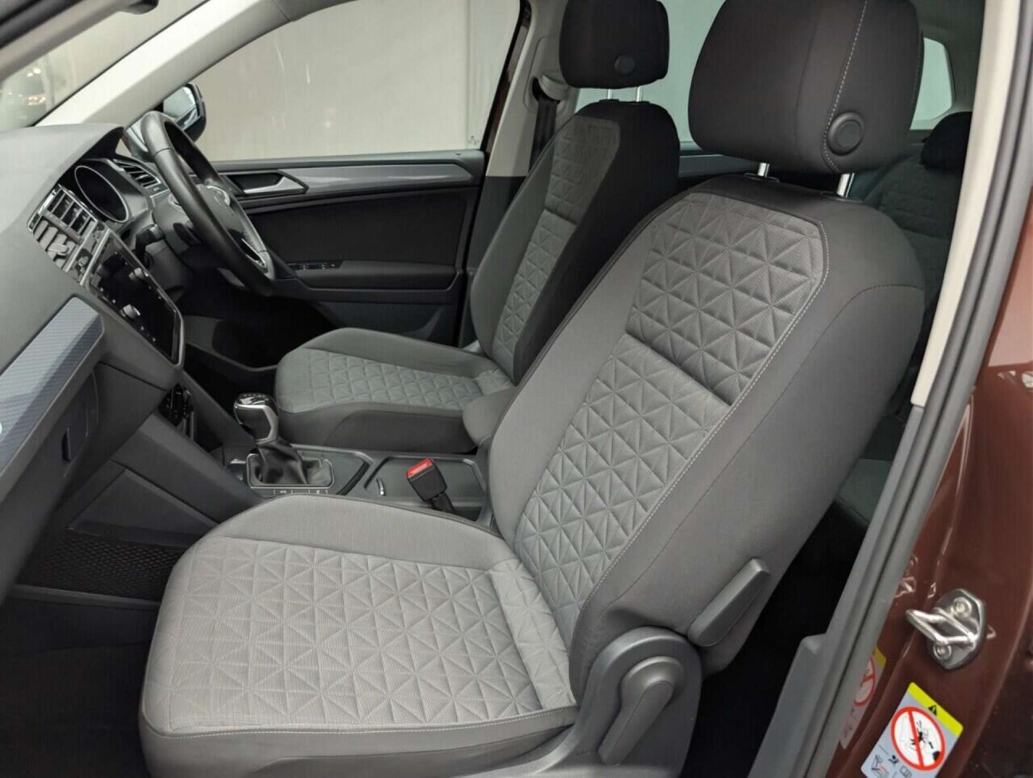 Used Volkswagen Tiguan 2021 for sale - 77713142: Photo 28