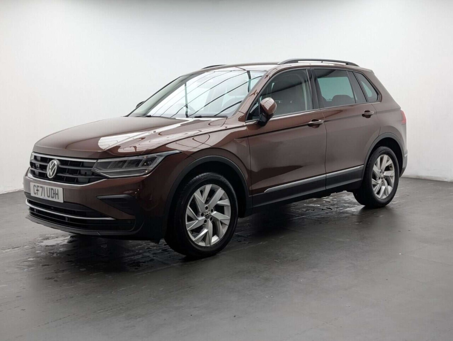Used Volkswagen Tiguan 2021 for sale - 77713142: Photo 4