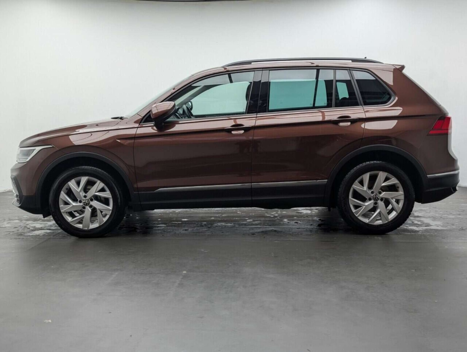 Used Volkswagen Tiguan 2021 for sale - 77713142: Photo 5