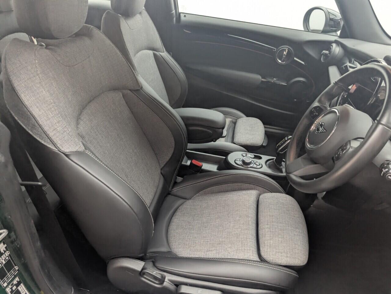 Used MINI Electric Hatch 2023 for sale - 76424136: Photo 12