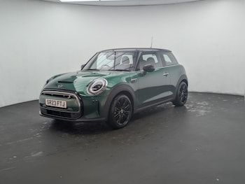 Used MINI Hatch 2023 for sale - 76424136: Photo