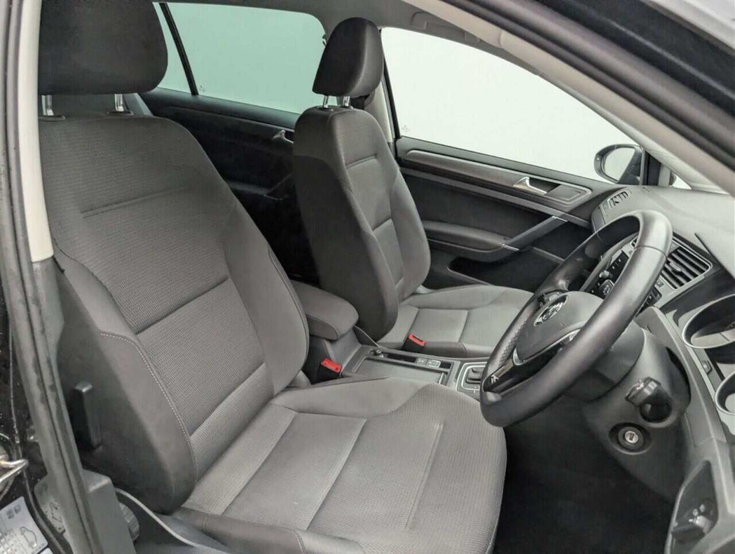 Used Volkswagen Golf 2020 for sale - 77714397: Photo 12