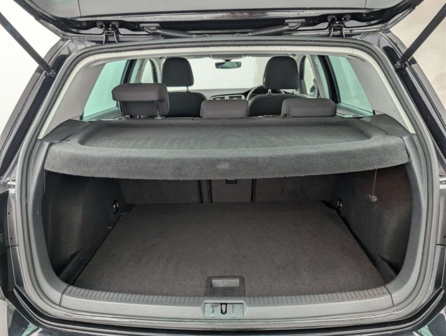 Used Volkswagen Golf 2020 for sale - 77714397: Photo 23