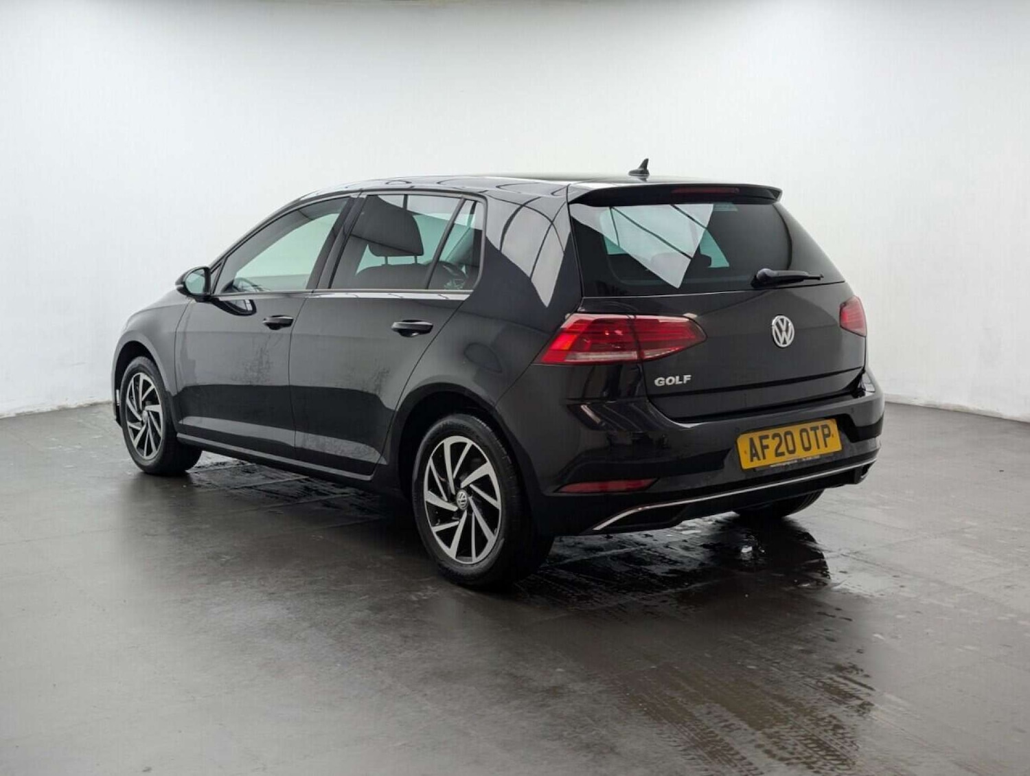 Used Volkswagen Golf 2020 for sale - 77714397: Photo 6