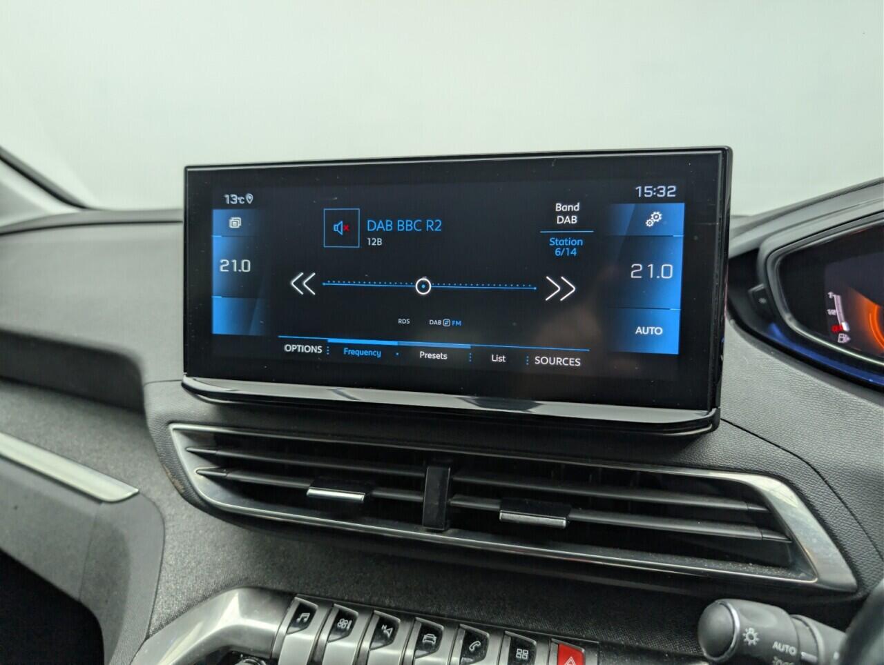 Used Peugeot 5008 2022 for sale - 76657456: Photo 13