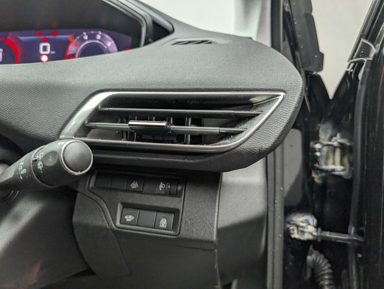 Used Peugeot 5008 2022 for sale - 76657456: Photo 19