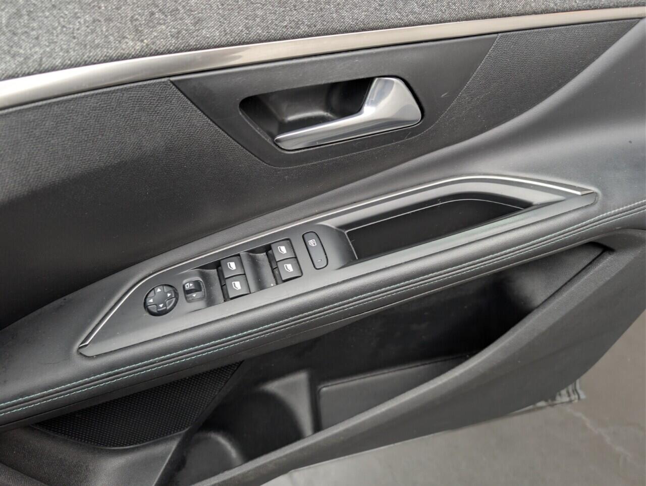 Used Peugeot 5008 2022 for sale - 76657456: Photo 20