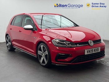 Used Volkswagen Golf 2019 for sale - 78994984: Photo