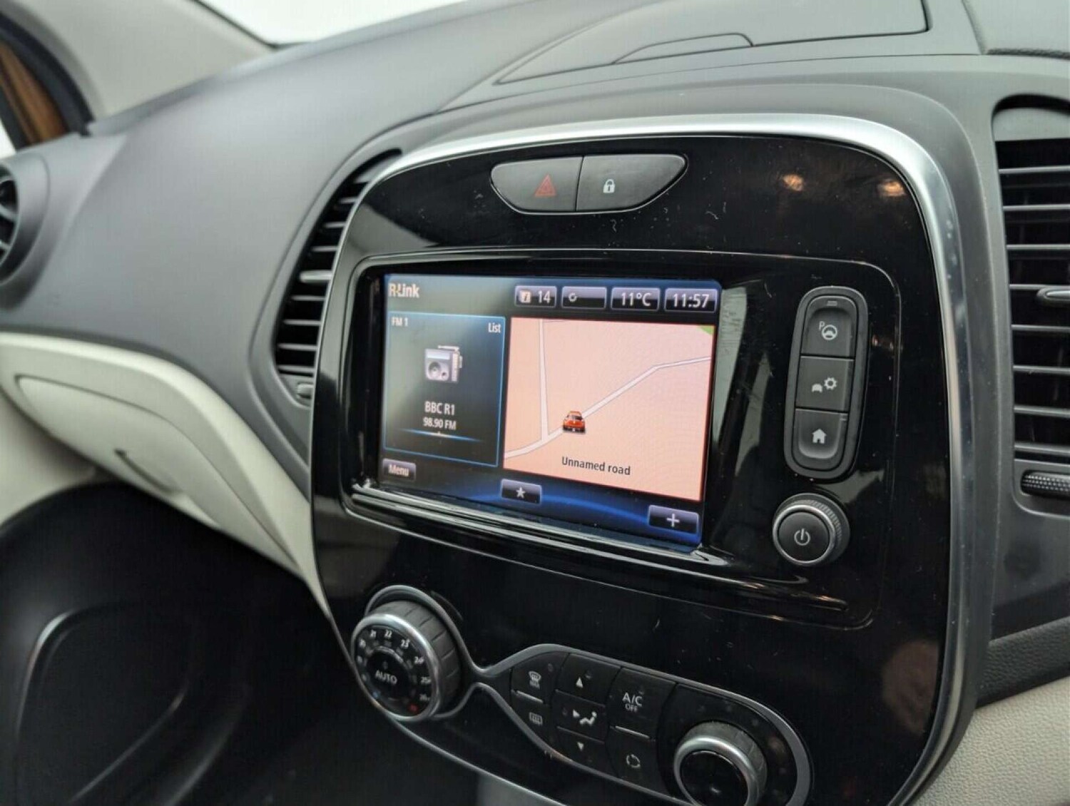 Used Renault Captur 2018 for sale - 77713098: Photo 13