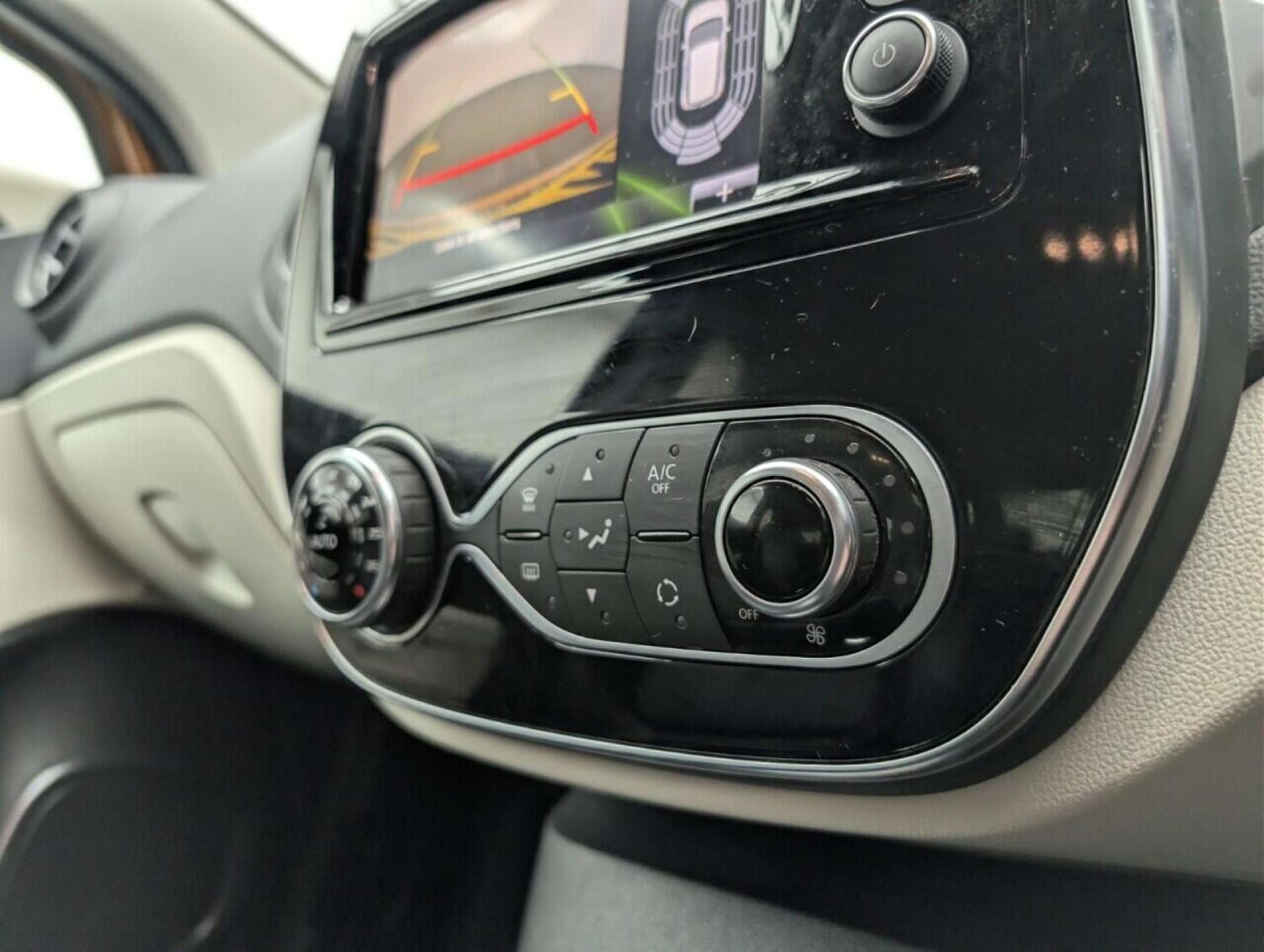 Used Renault Captur 2018 for sale - 77713098: Photo 16