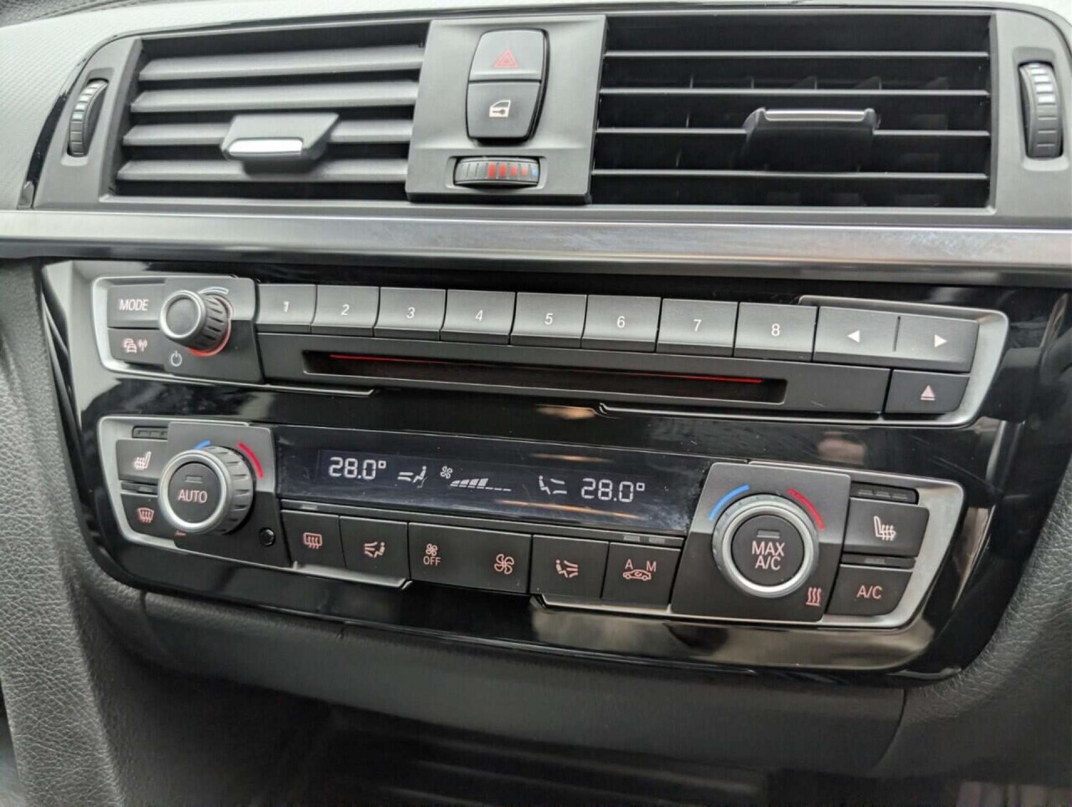 Used BMW 3 Series 2018 for sale - 77713026: Photo 14