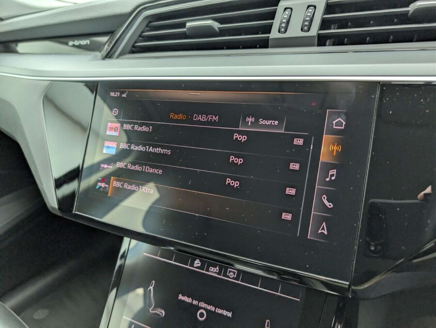 Used Audi e-tron 2020 for sale - 77714769: Photo 14