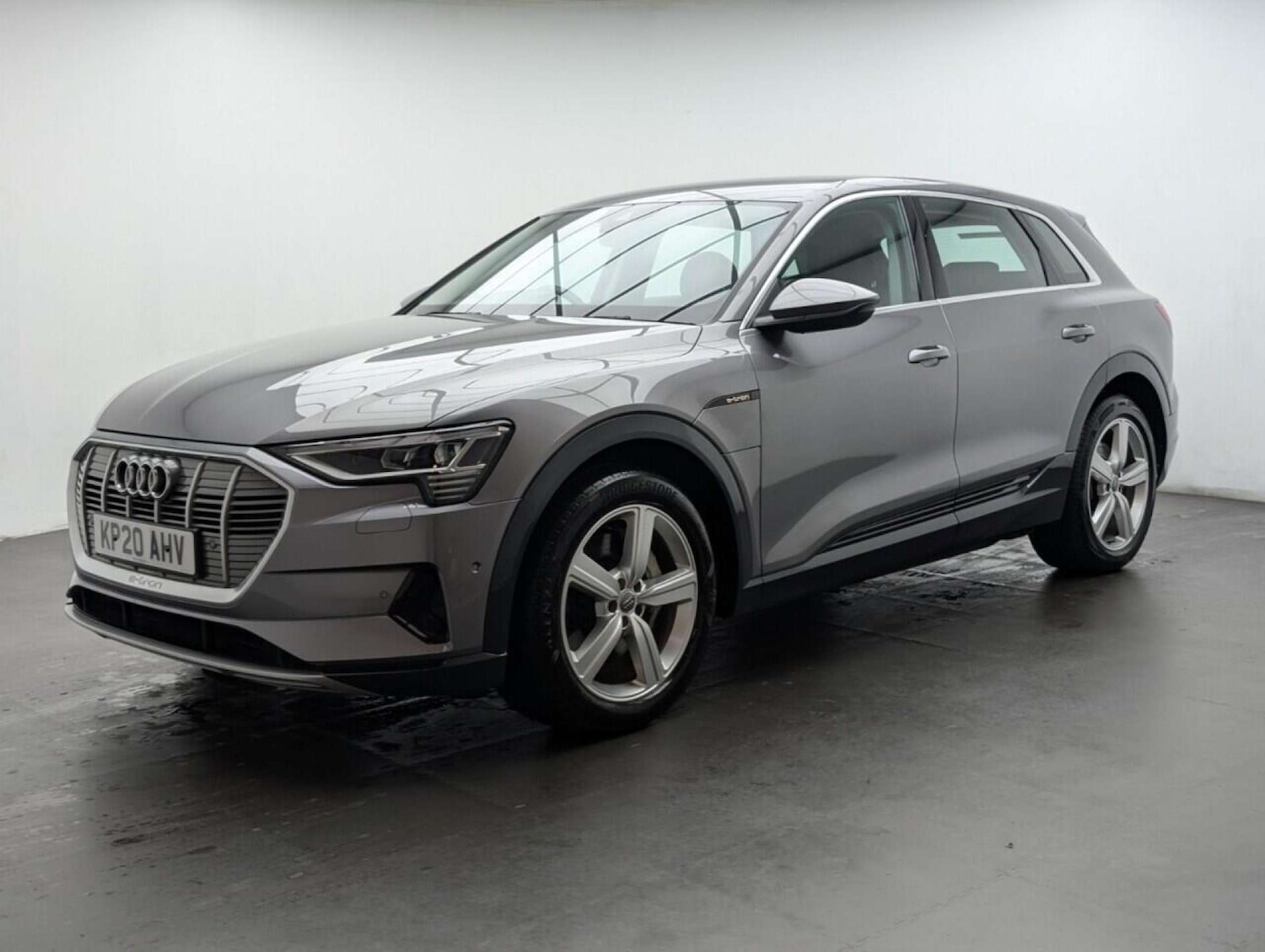 Used Audi e-tron 2020 for sale - 77714769: Photo 4