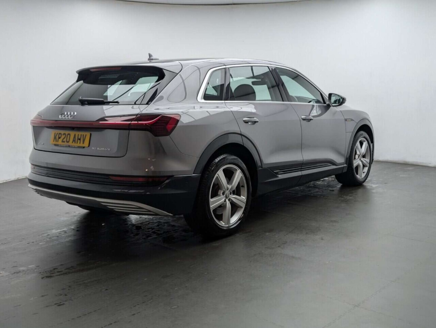 Used Audi e-tron 2020 for sale - 77714769: Photo 8