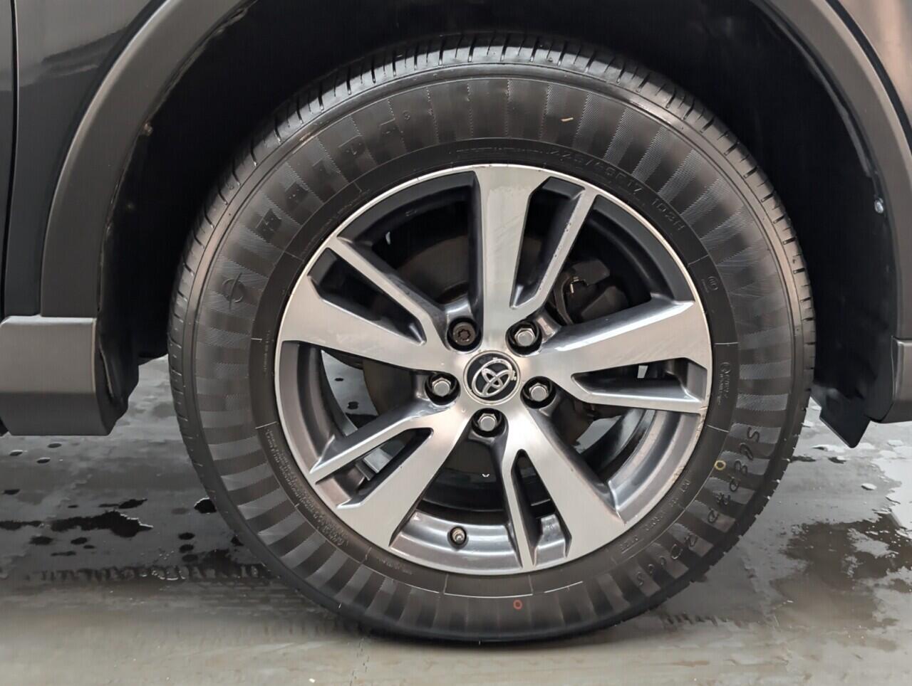 Used Toyota RAV4 2016 for sale - 77523960: Photo 10