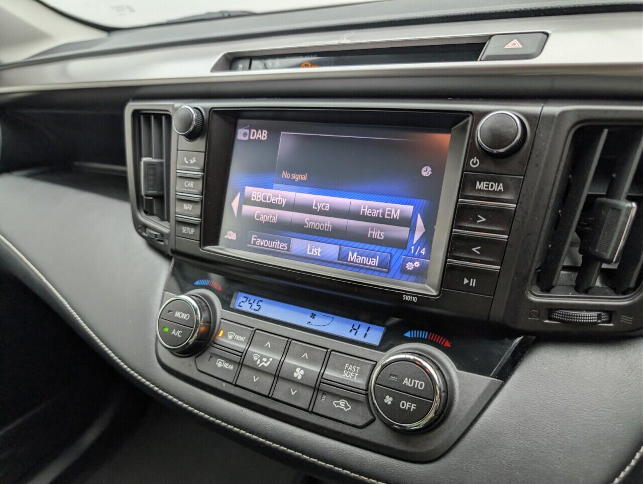 Used Toyota RAV4 2016 for sale - 77523960: Photo 13