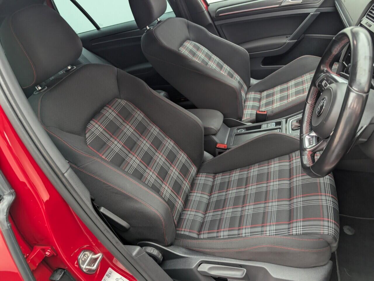 Used Volkswagen Golf 2018 for sale - 76424682: Photo 12