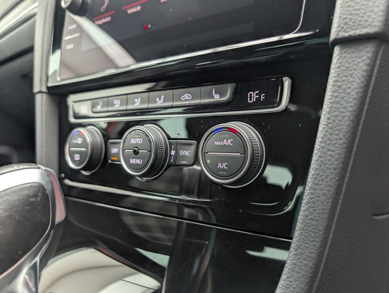 Used Volkswagen Golf 2018 for sale - 76424682: Photo 16