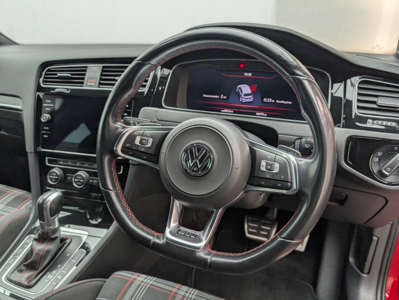 Used Volkswagen Golf 2018 for sale - 76424682: Photo 23