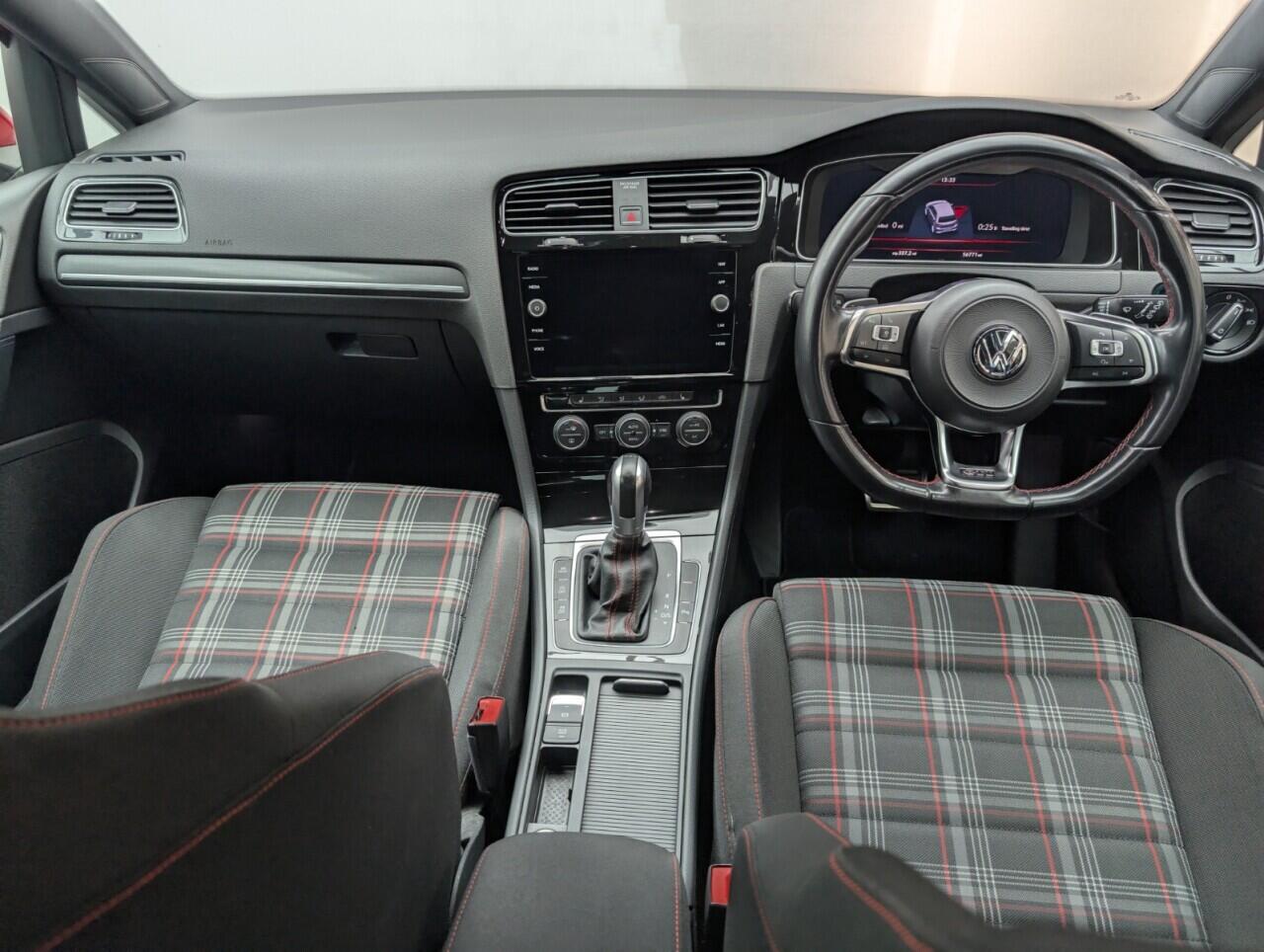 Used Volkswagen Golf 2018 for sale - 76424682: Photo 24