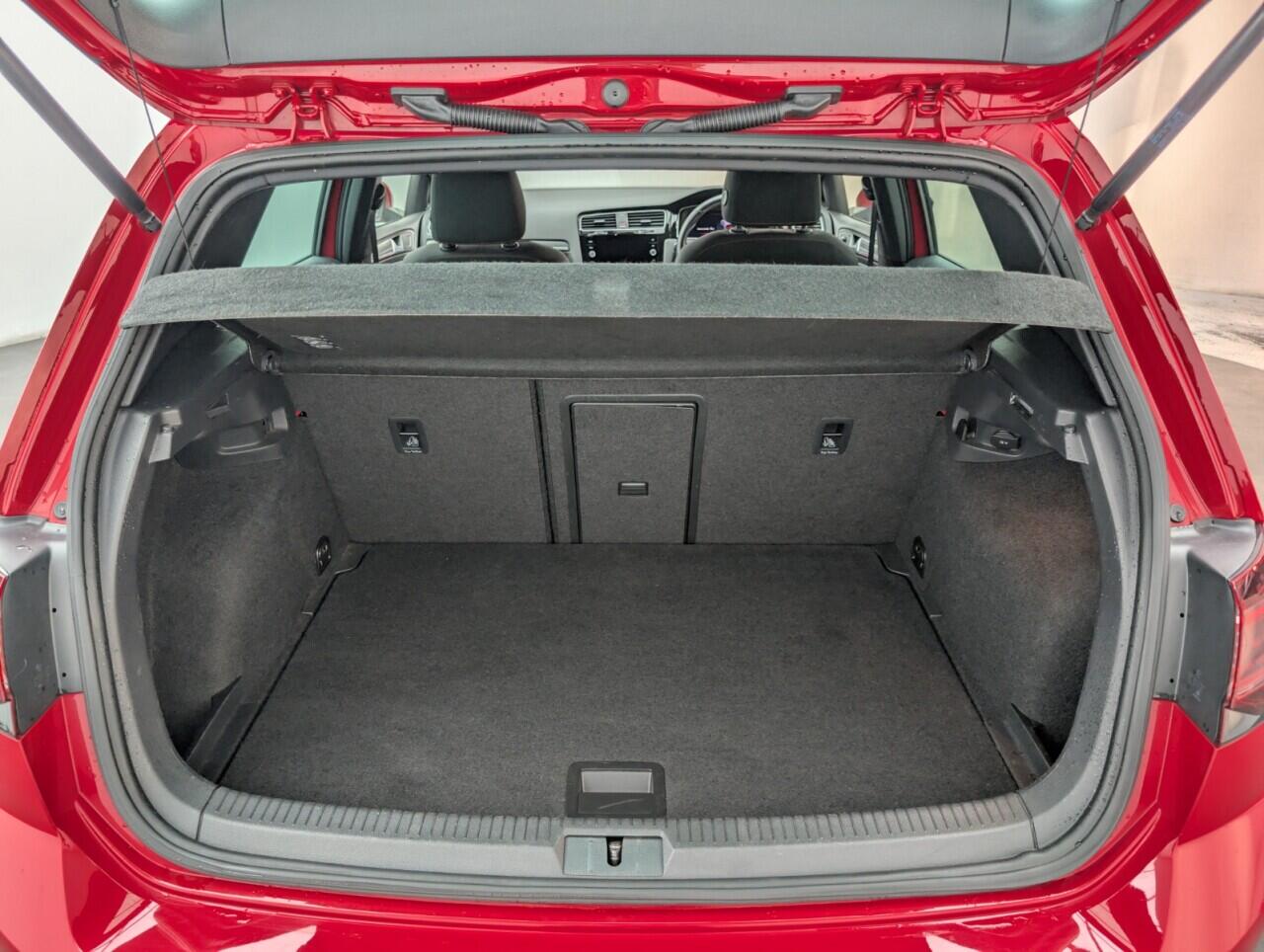 Used Volkswagen Golf 2018 for sale - 76424682: Photo 26