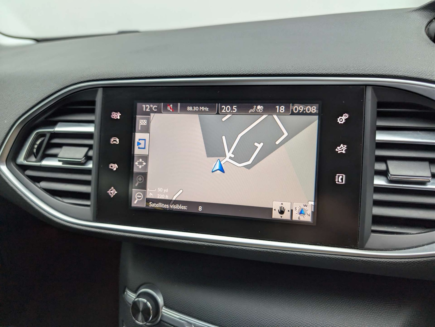 Used Peugeot 308 2016 for sale - 78179665: Photo 21