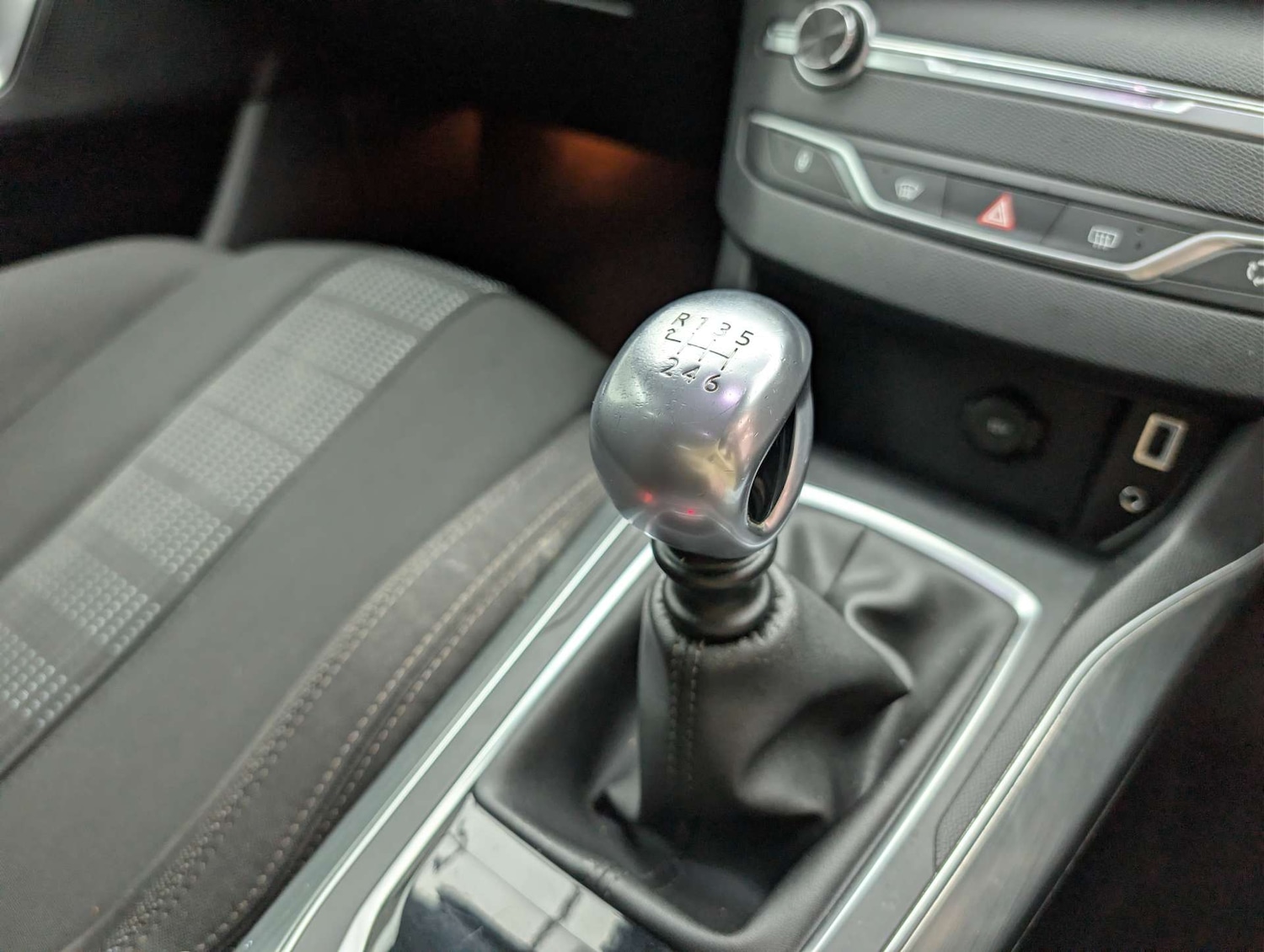 Used Peugeot 308 2016 for sale - 78179665: Photo 25