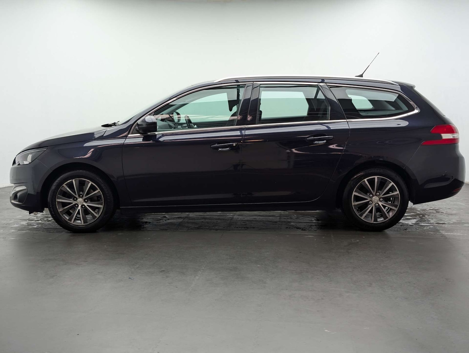 Used Peugeot 308 2016 for sale - 78179665: Photo 6