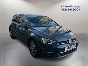 Used Volkswagen Golf 2017 for sale - 77255049: Photo