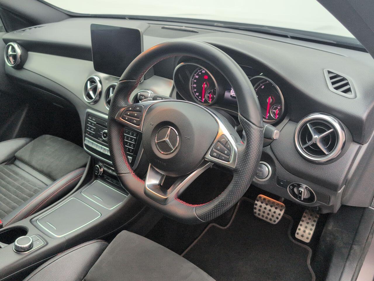 Used Mercedes-Benz GLA 2018 for sale - 76424683: Photo 10