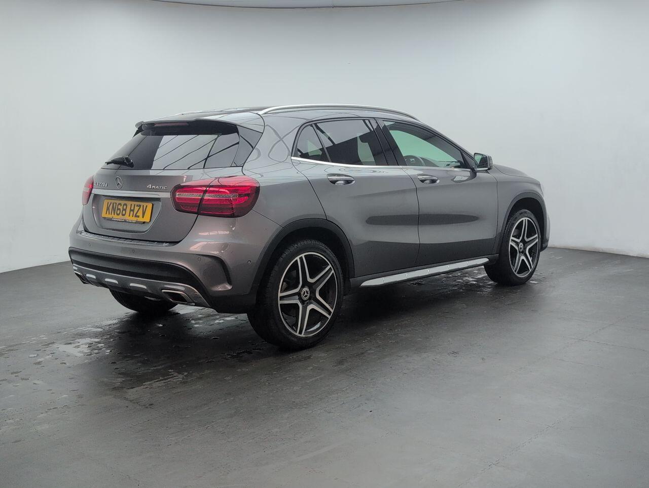 Used Mercedes-Benz GLA 2018 for sale - 76424683: Photo 8