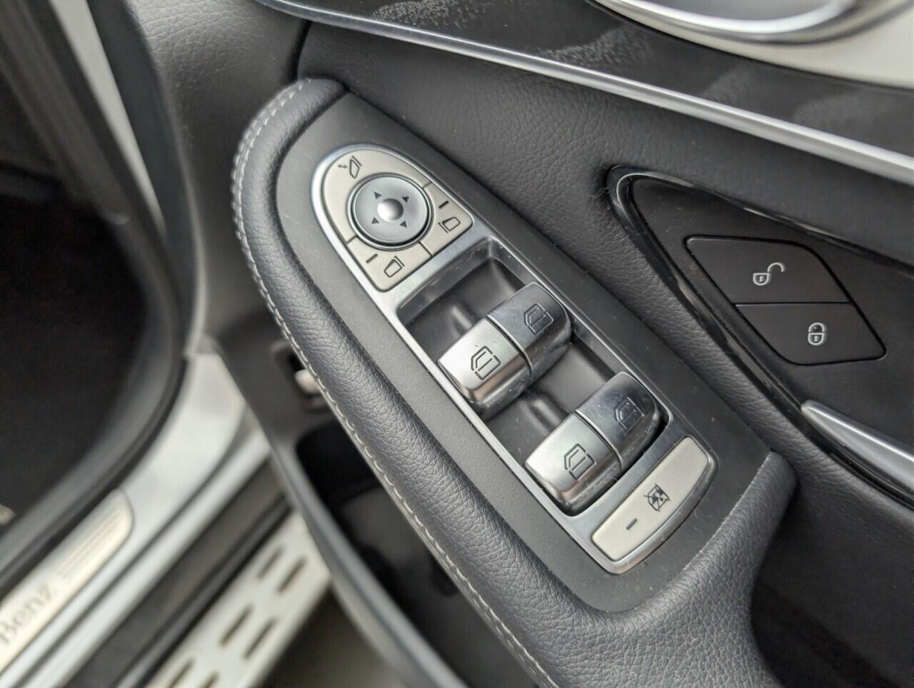 Used Mercedes-Benz GLC 2018 for sale - 77081731: Photo 35