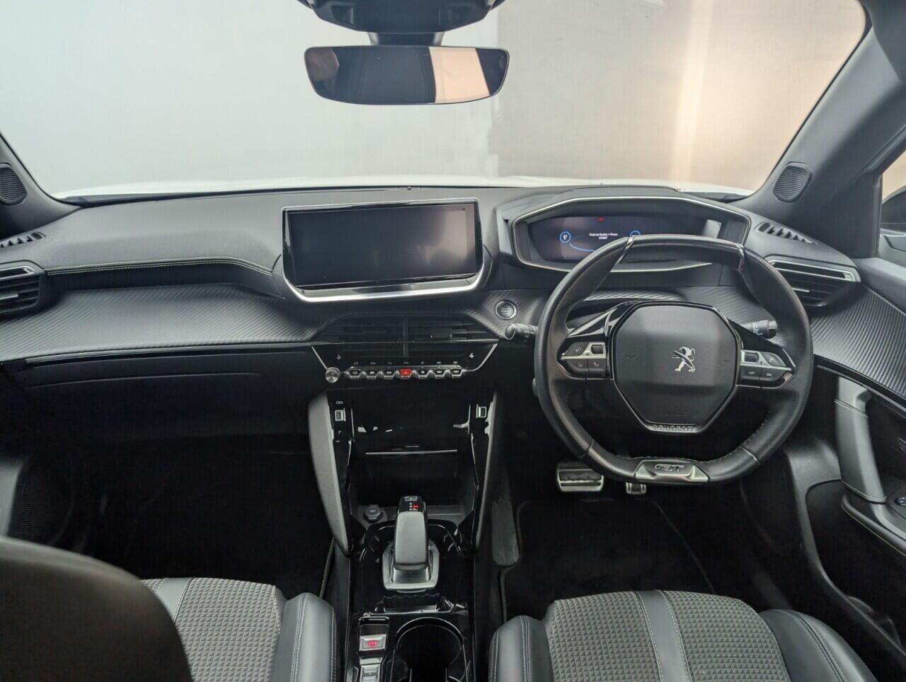 Used Peugeot E-2008 2021 for sale - 76424642: Photo 22