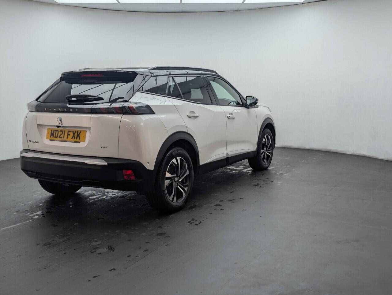 Used Peugeot E-2008 2021 for sale - 76424642: Photo 8