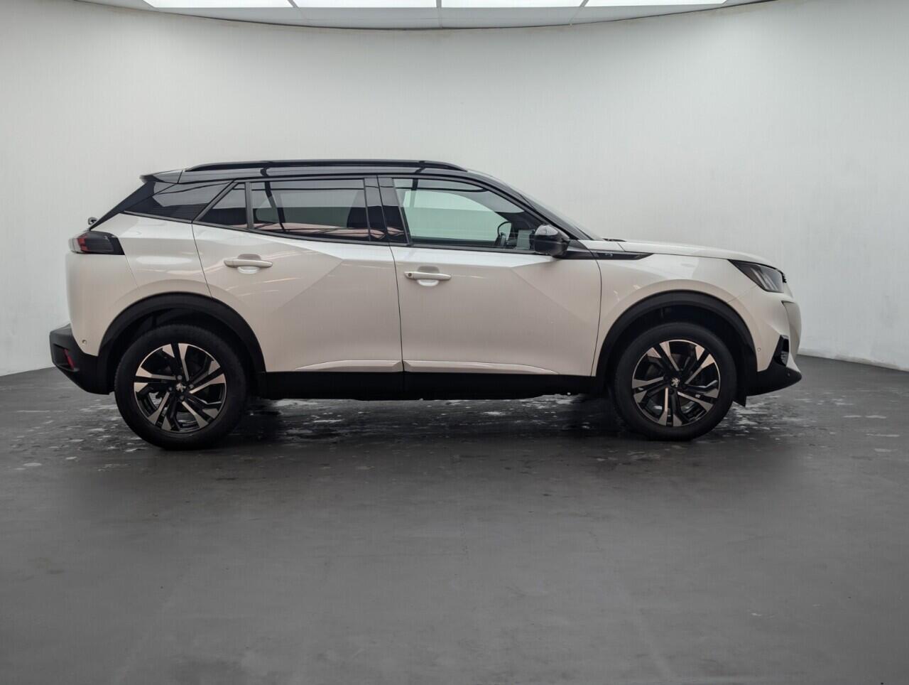 Used Peugeot E-2008 2021 for sale - 76424642: Photo 9