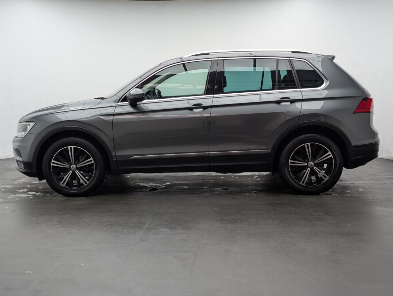 Used Volkswagen Tiguan 2018 for sale - 76422934: Photo 16