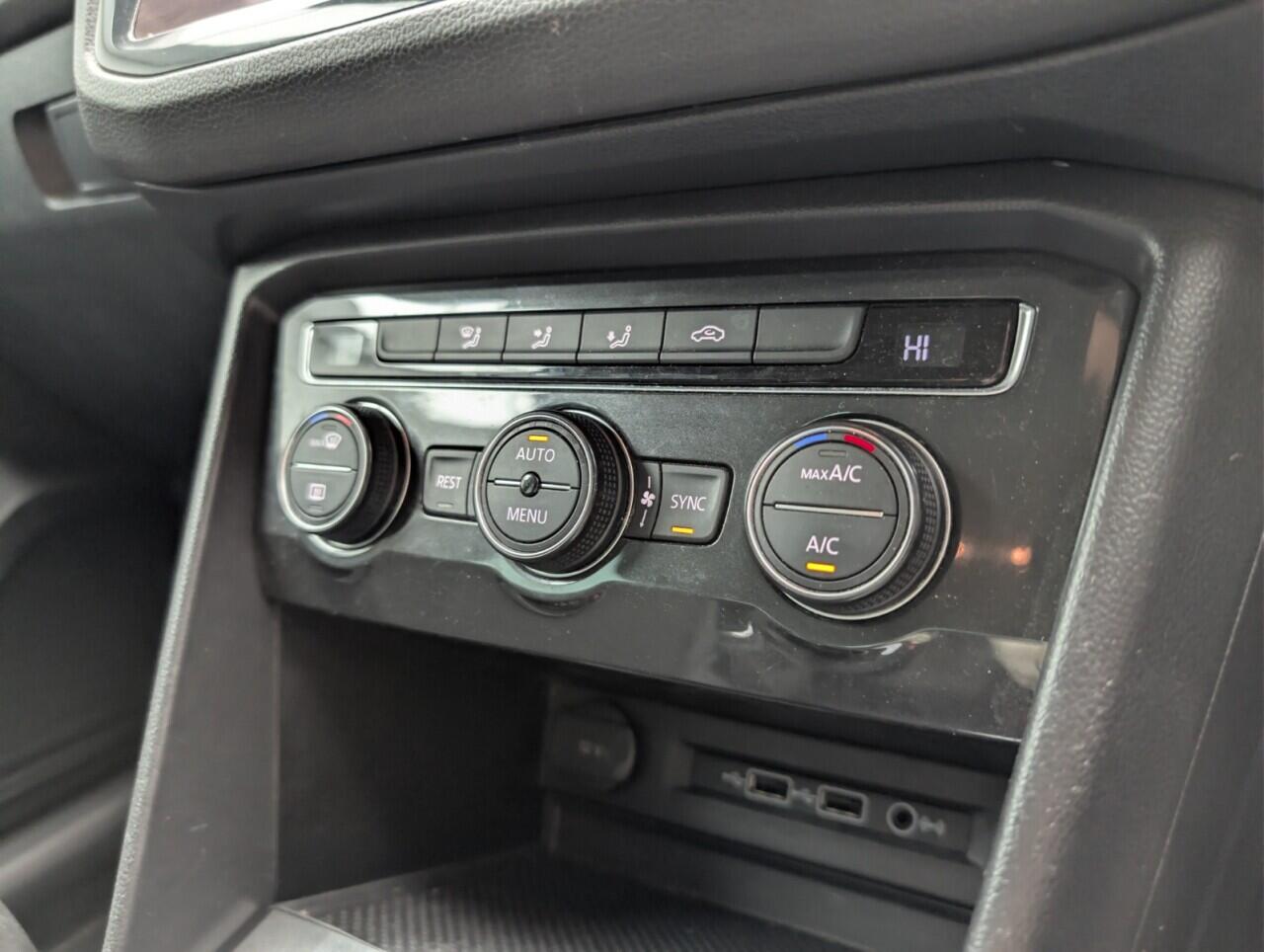 Used Volkswagen Tiguan 2018 for sale - 76422934: Photo 27