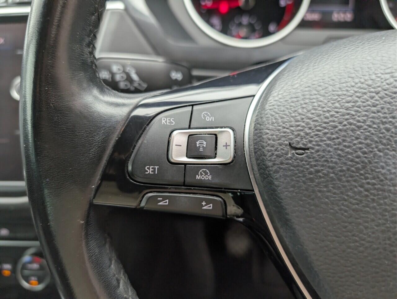 Used Volkswagen Tiguan 2018 for sale - 76422934: Photo 30