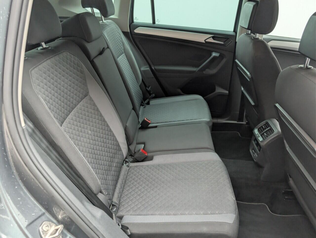 Used Volkswagen Tiguan 2018 for sale - 76422934: Photo 36