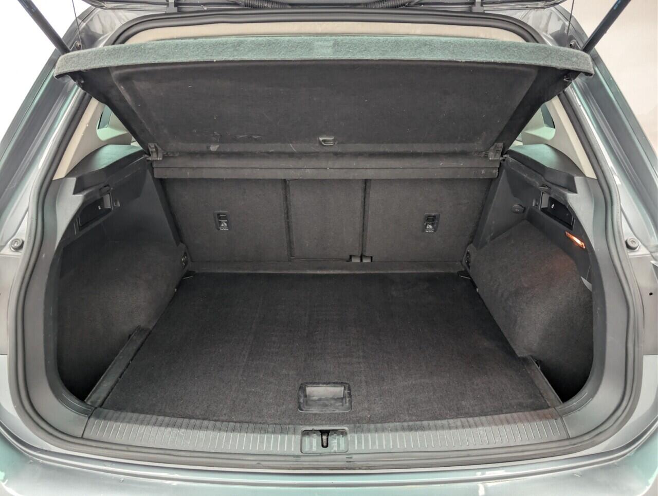 Used Volkswagen Tiguan 2018 for sale - 76422934: Photo 37