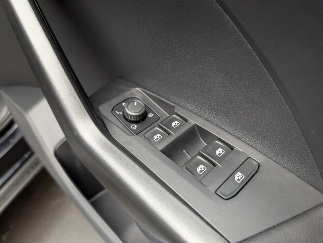 Used Volkswagen T-Cross 2022 for sale - 77060227: Photo 22