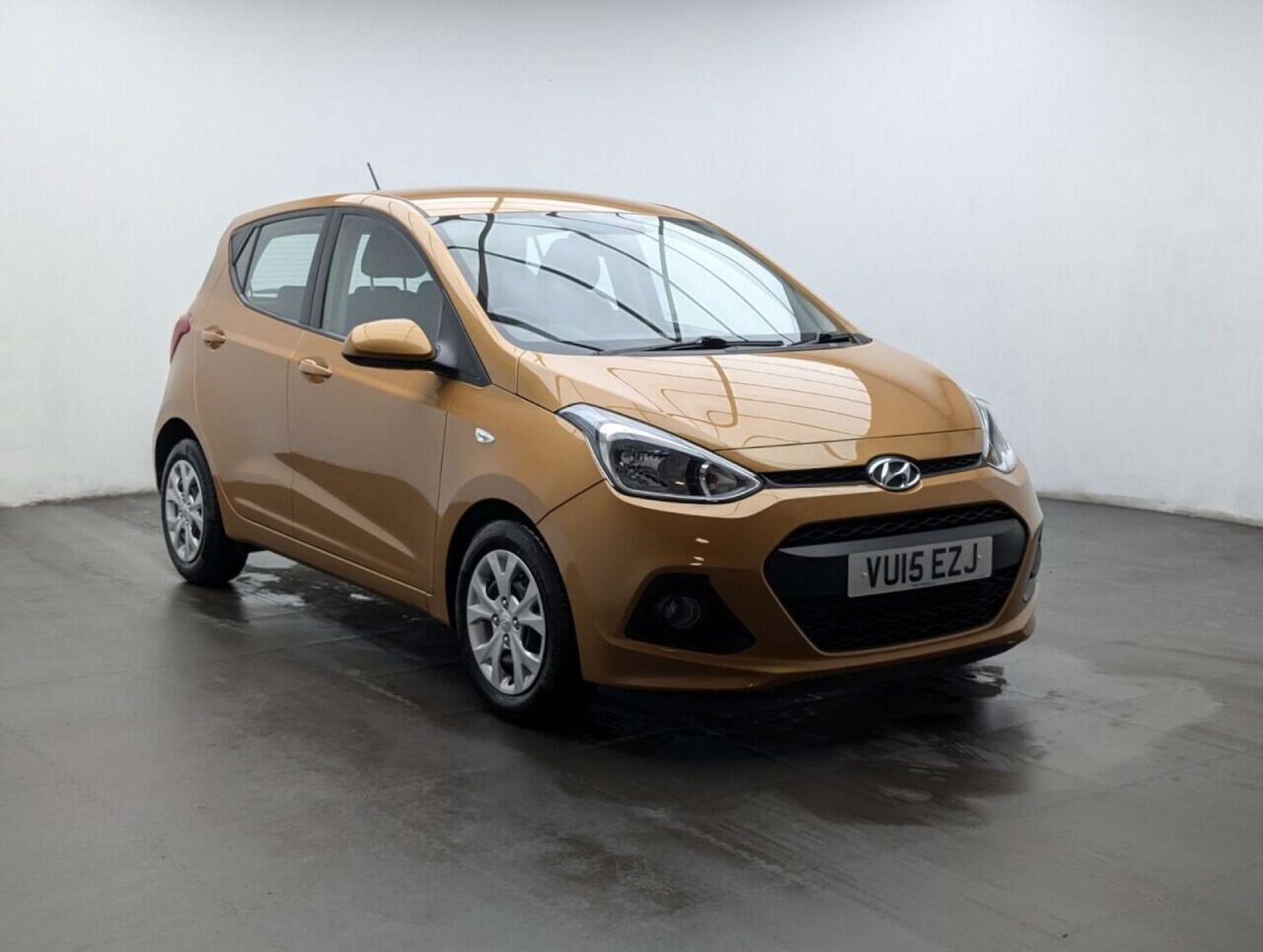 Used Hyundai i10 2015 for sale - 77713791: Photo 2