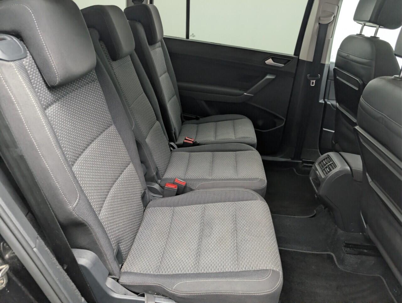 Used Volkswagen Touran 2016 for sale - 77454662: Photo 22