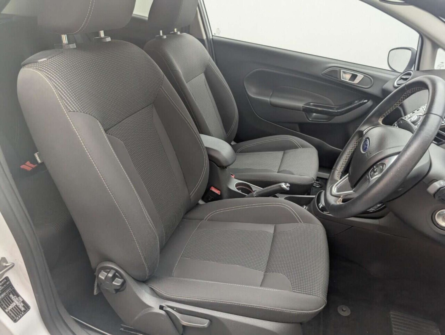 Used Ford Fiesta 2015 for sale - 77713829: Photo 12