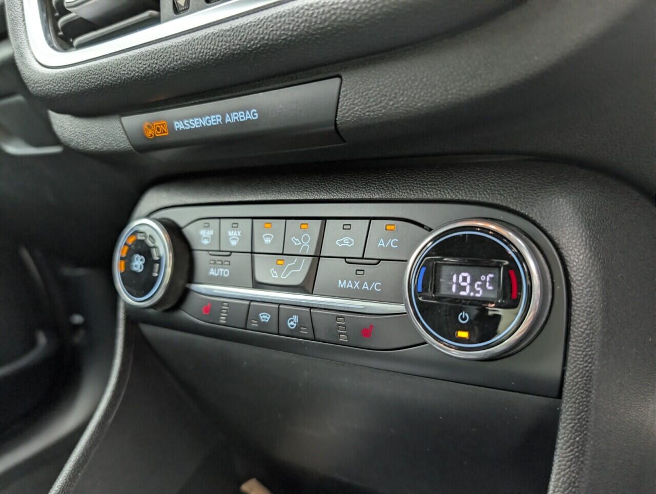 Used Ford Fiesta 2018 for sale - 77074345: Photo 16