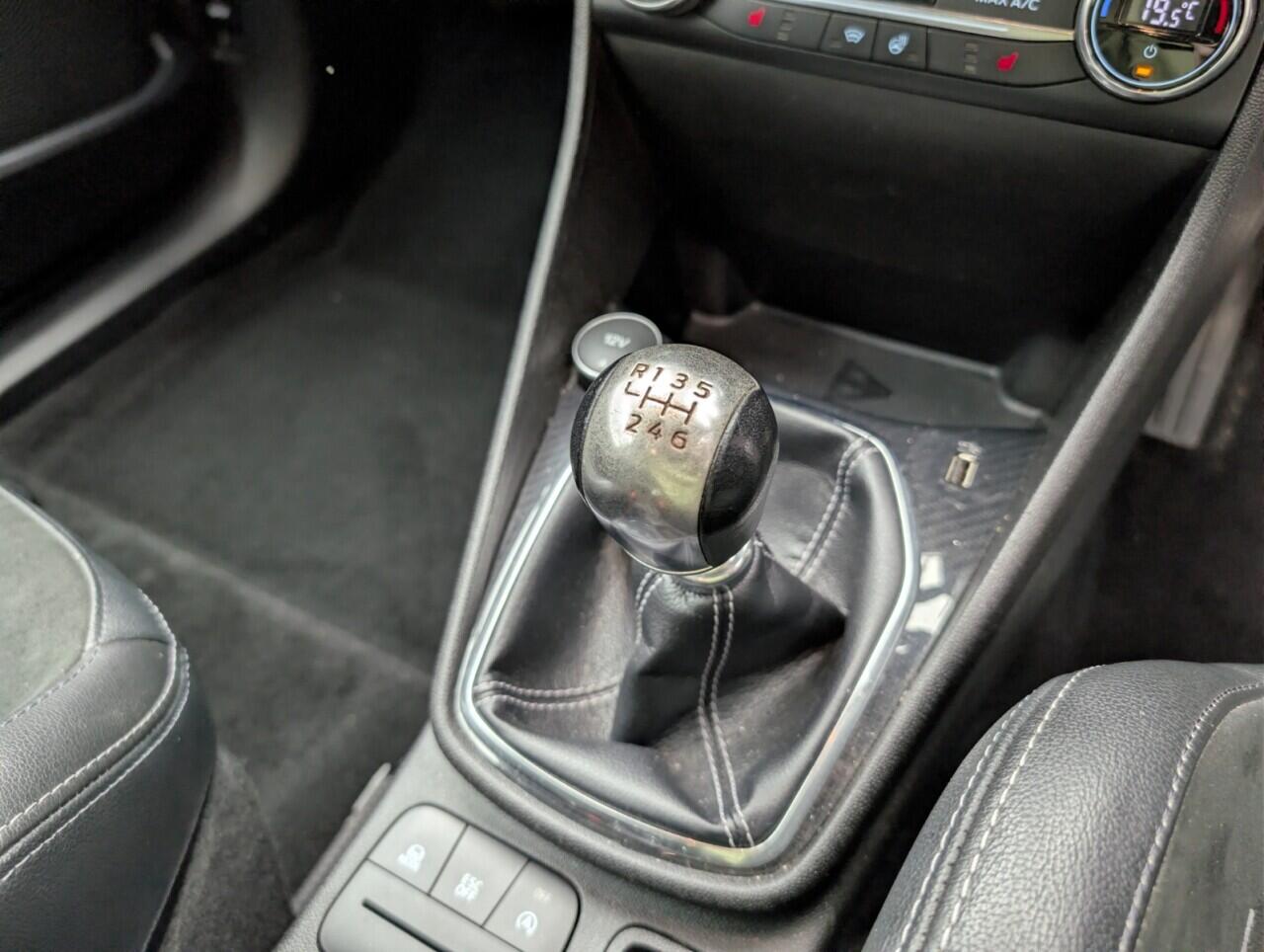 Used Ford Fiesta 2018 for sale - 77074345: Photo 17