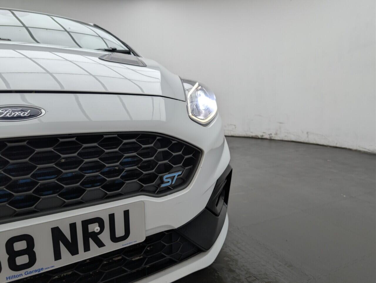 Used Ford Fiesta 2018 for sale - 77074345: Photo 29